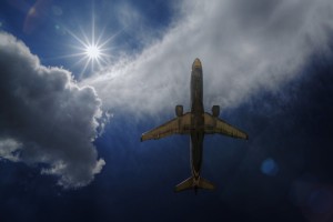 世游赛公开水域混合团体赛预决赛：“领游战术”与“拖后突袭”之争